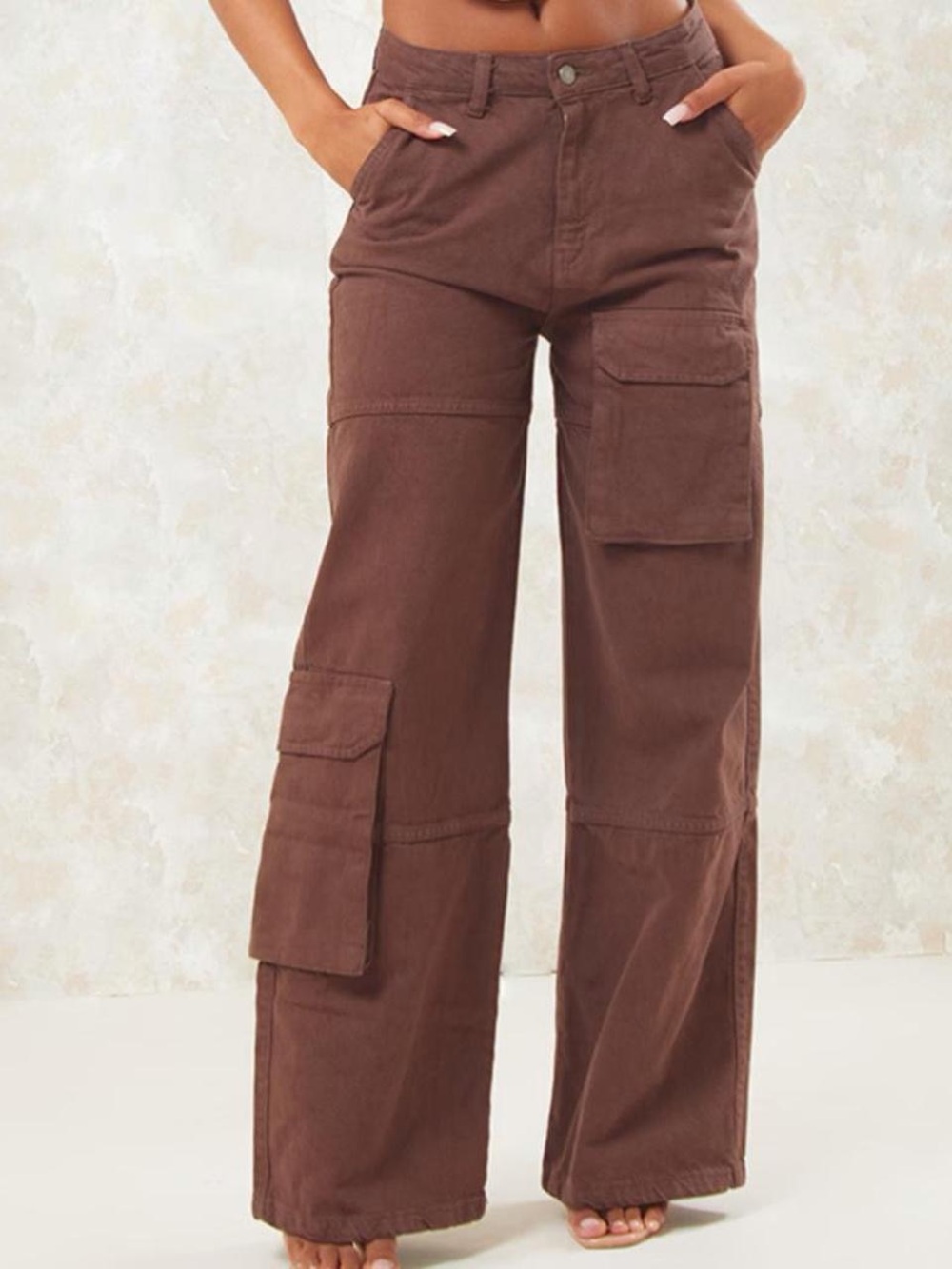 brown cargo pants with pockets